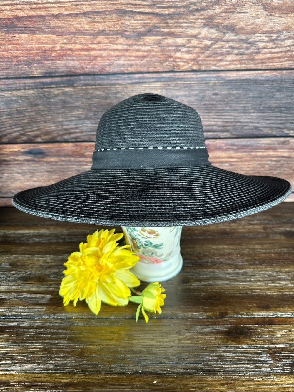 HBY Women’s Wide Brim Black Sun Hat - Classic Summer Accessory